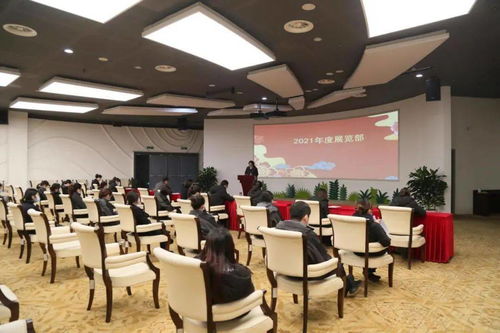 低碳館展覽部召開(kāi)工作經(jīng)驗(yàn)交流會(huì) 深化協(xié)同，優(yōu)化服務(wù)，共筑綠色展覽新篇章